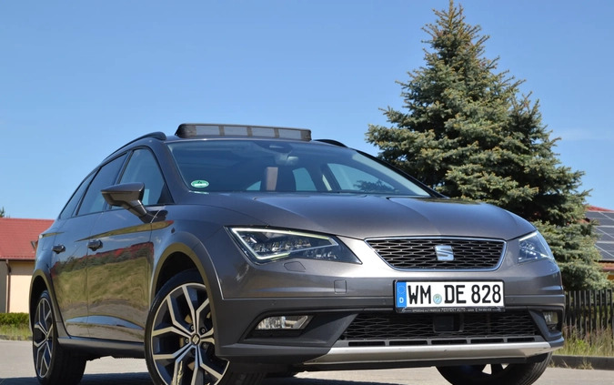 Seat Leon cena 67800 przebieg: 106671, rok produkcji 2016 z Iława małe 781